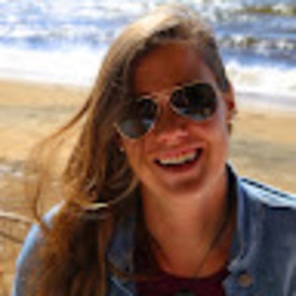 Meet your Posher, Monique - Picture 1 of 1